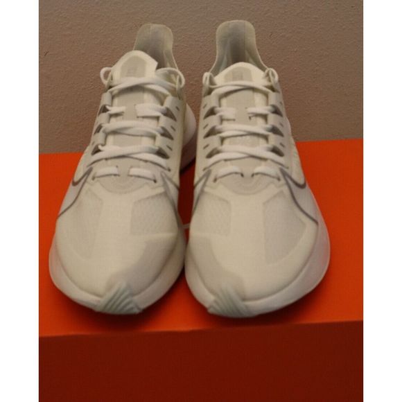 Nike BQ3203 001 Women's Sz 6 Platinum Tint/Metallic Zoom Gravity Running Shoes - Picture 7 of 8